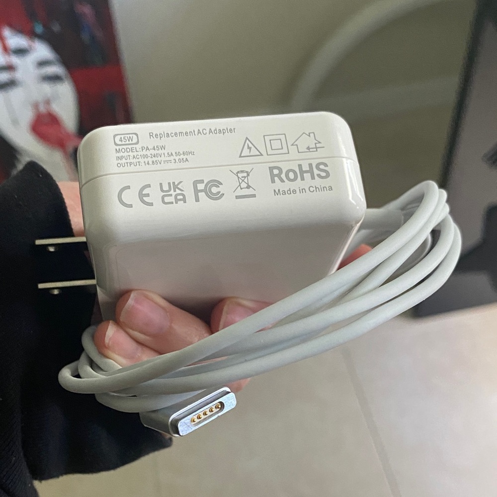Charger - Picture 2 of 2